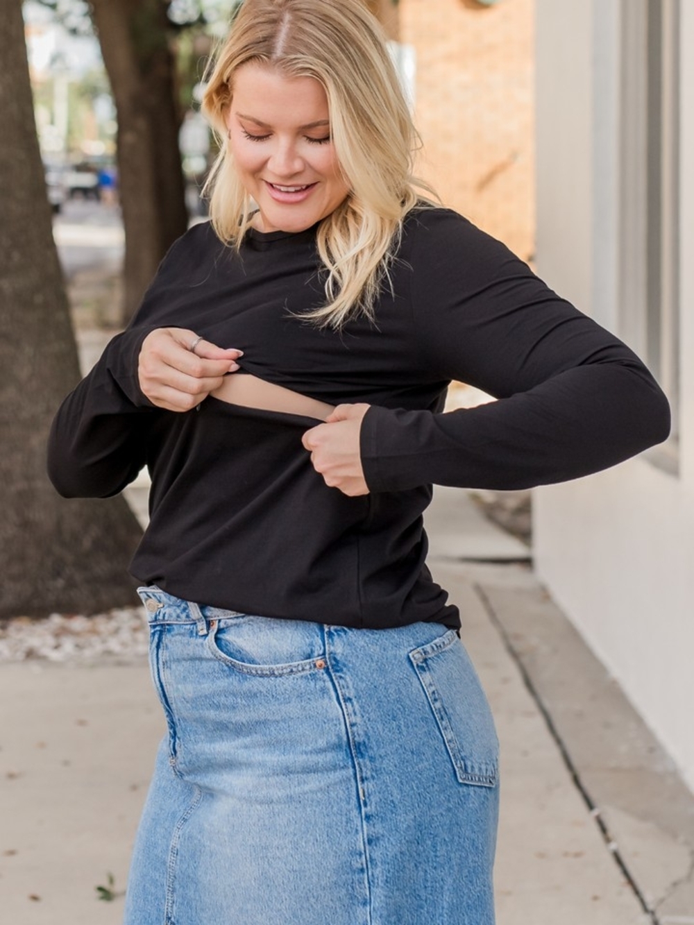 Nursing Queen Cotton Black Long-Sleeve Zip Nursing Tee
